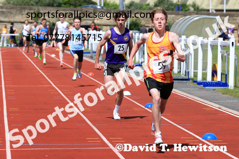 Middle Distance, 2026 Northern Schools Inter Counties, Wentworth, Hexham. Photo: David T. Hewitson/Sports for All Pics